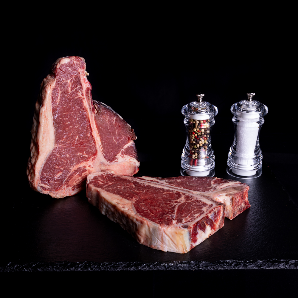 Simmentaler Ochse AT, Dry Aged T-Bone
